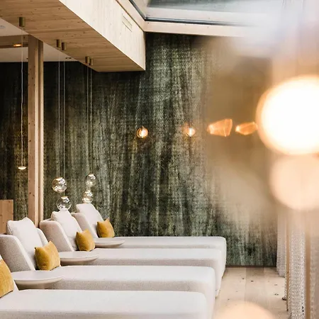 Forster's Naturresort Нойштіфт-ім-Штубайталь