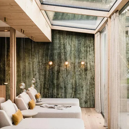 Forster's Naturresort Готель Нойштіфт-ім-Штубайталь